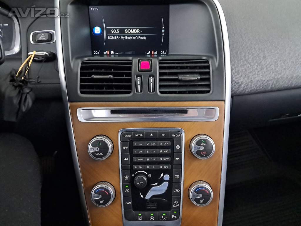 Foto inzerátu Volvo XC60 D4