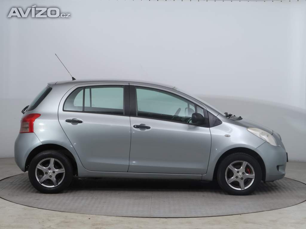 Foto inzerátu Toyota Yaris 1.0 VVT-i