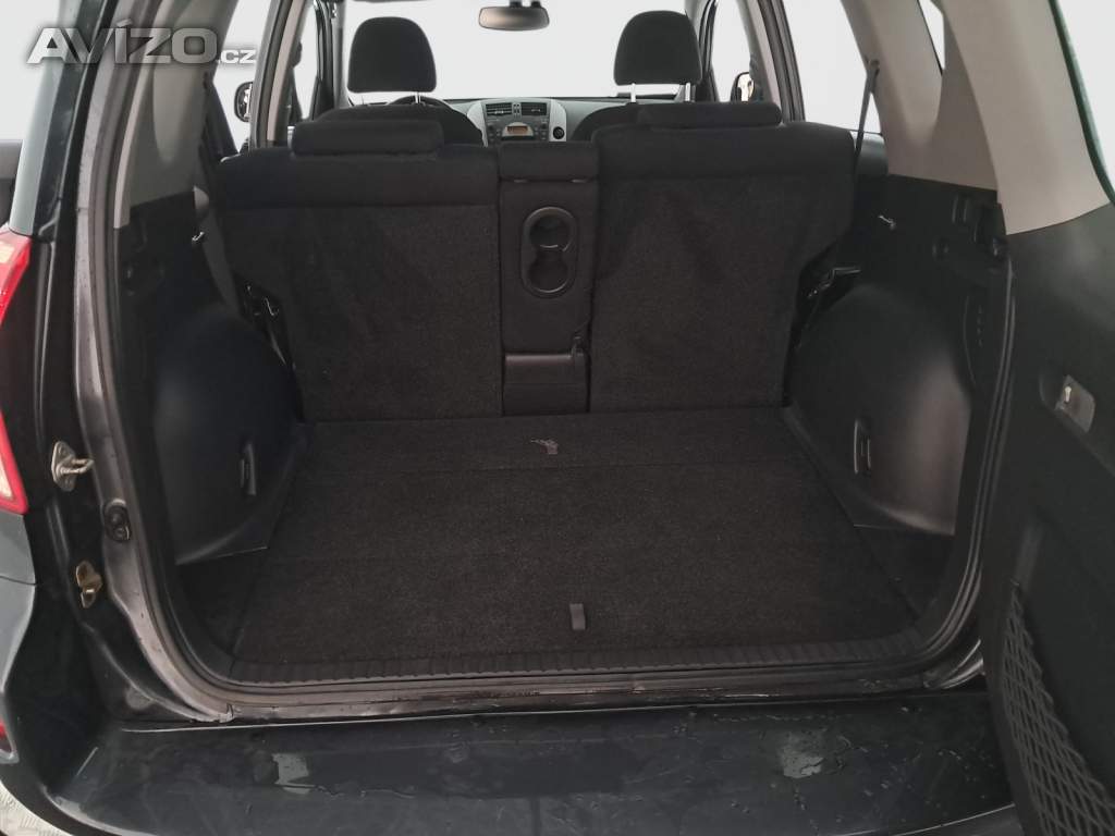 Foto inzerátu Toyota RAV 4 2.2 D-4D
