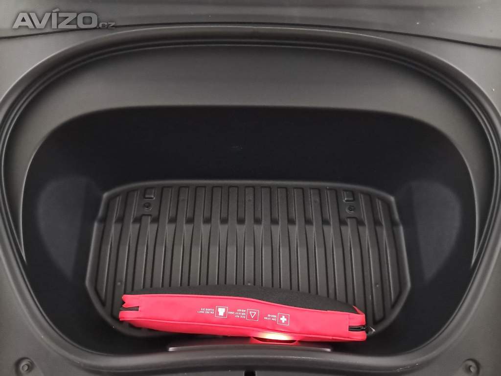 Foto inzerátu Tesla Model 3 Standard Range LFP