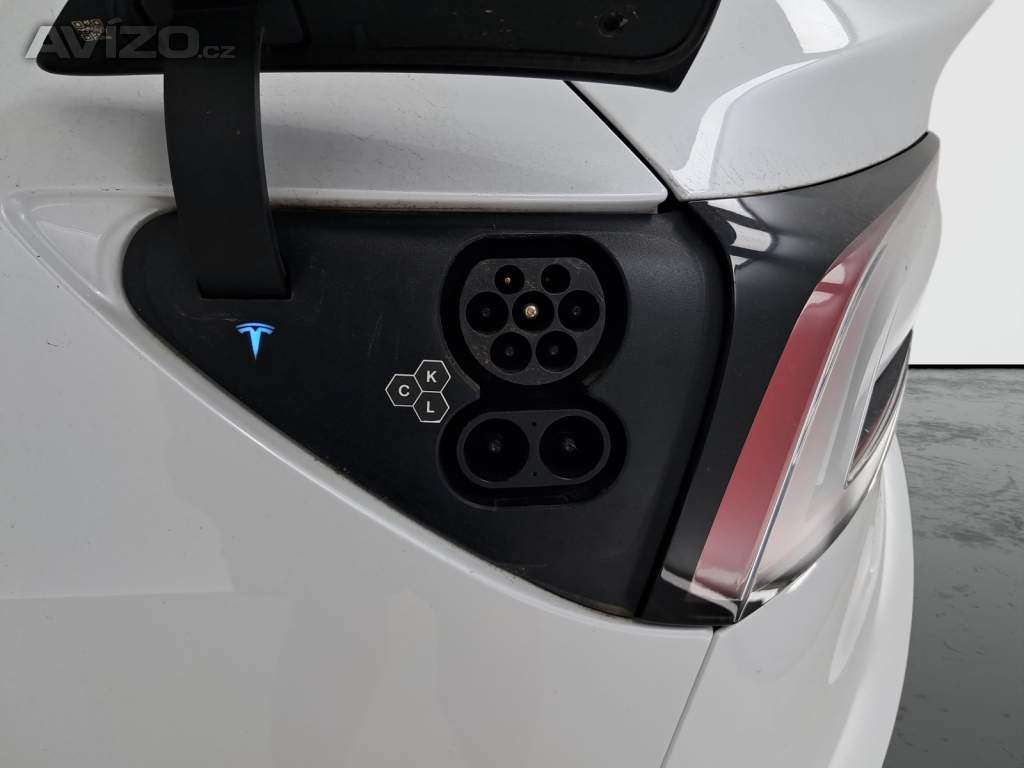 Foto inzerátu Tesla Model 3 Standard Range LFP
