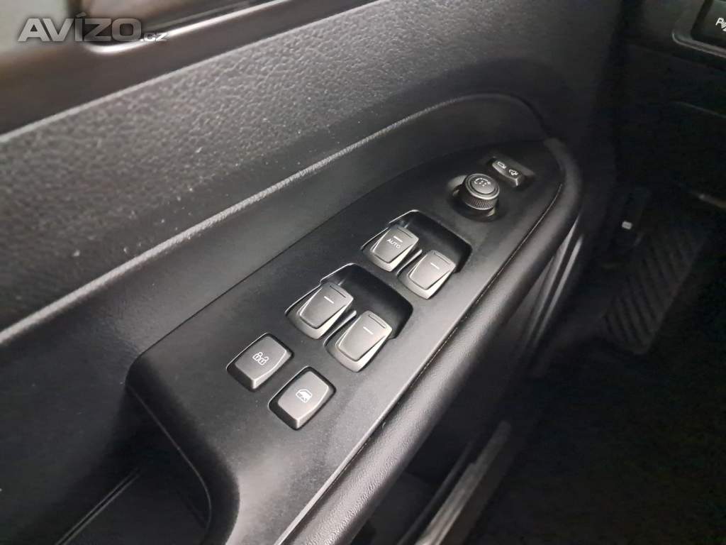 Foto inzerátu SsangYong Musso 2.2 e-XDi