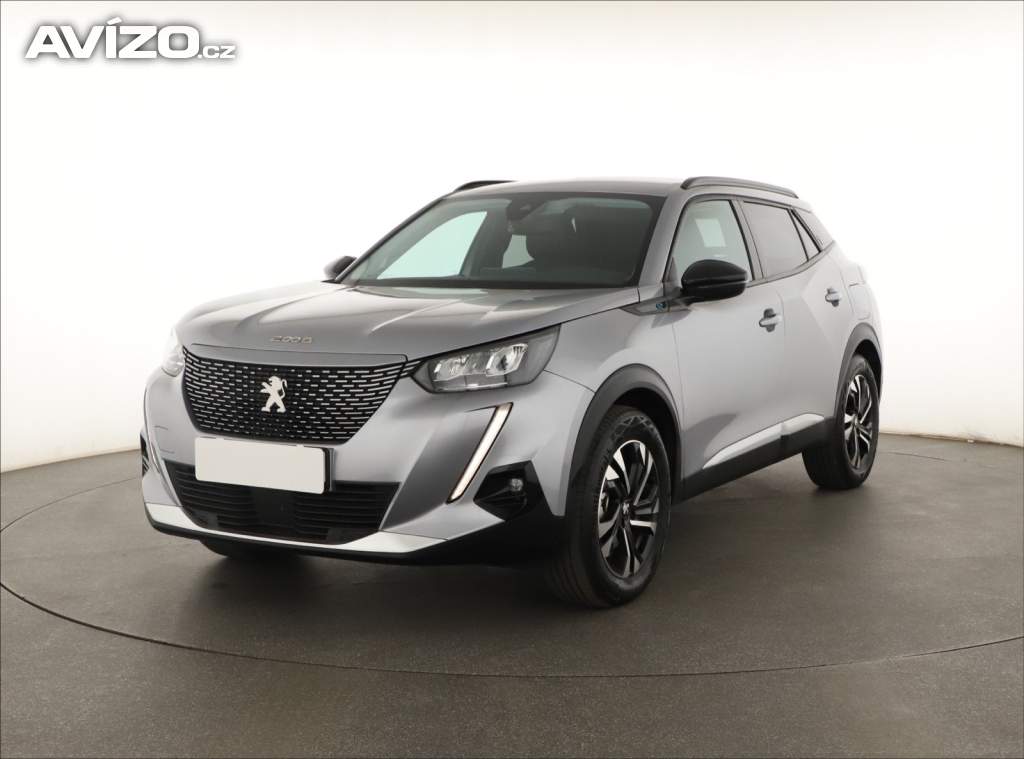 Foto inzerátu Peugeot e-2008 50 kWh
