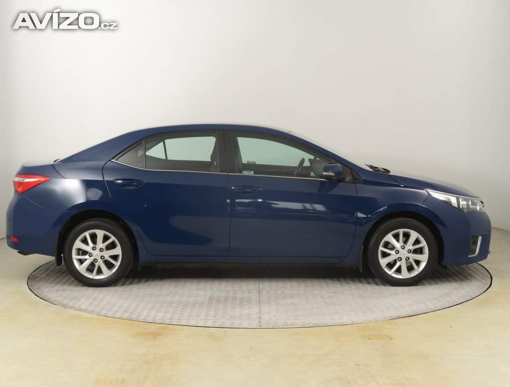 Foto inzerátu Toyota Corolla 1.6 Valvematic