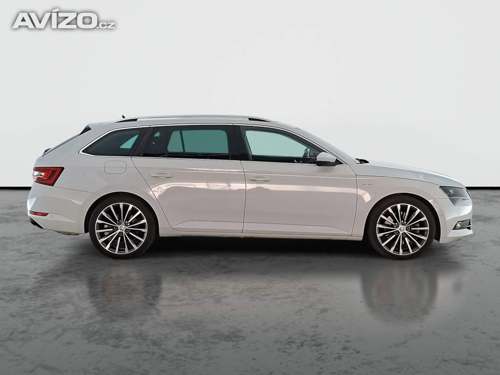 Foto inzerátu Skoda Superb 2.0 TSI