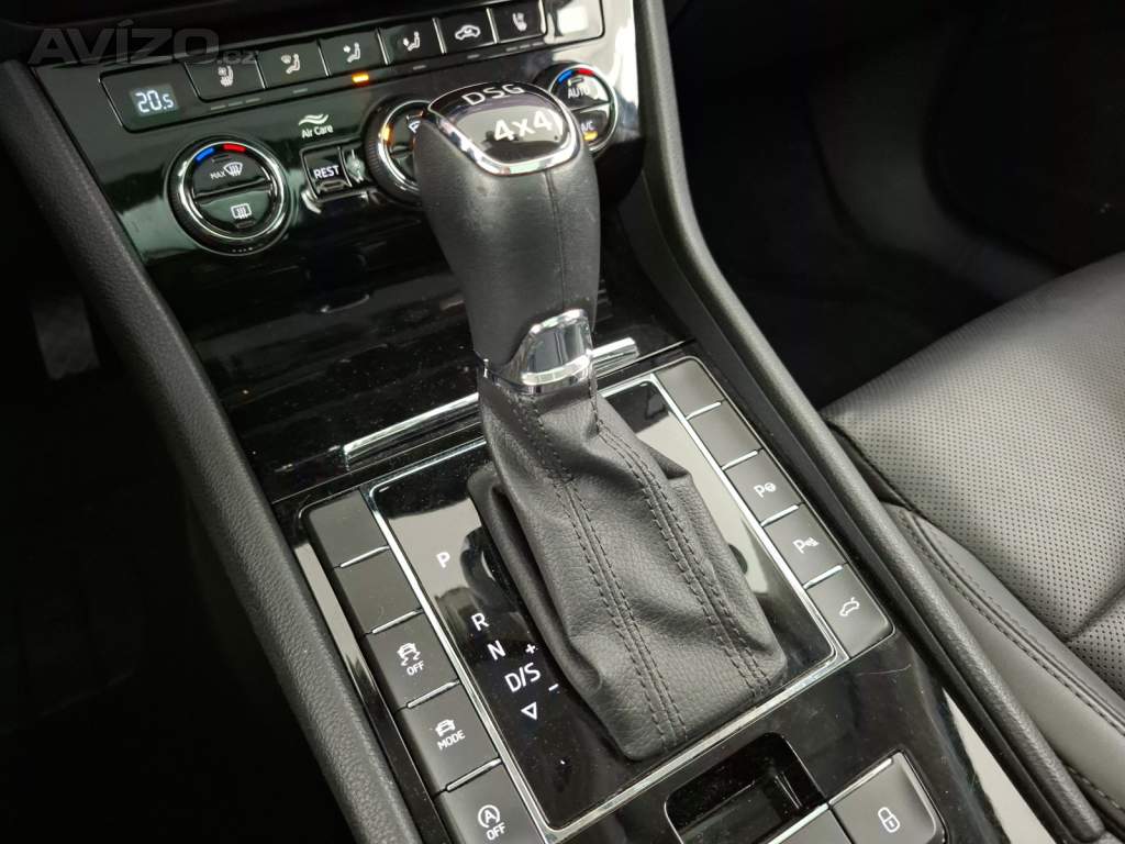 Foto inzerátu Skoda Superb 2.0 TSI