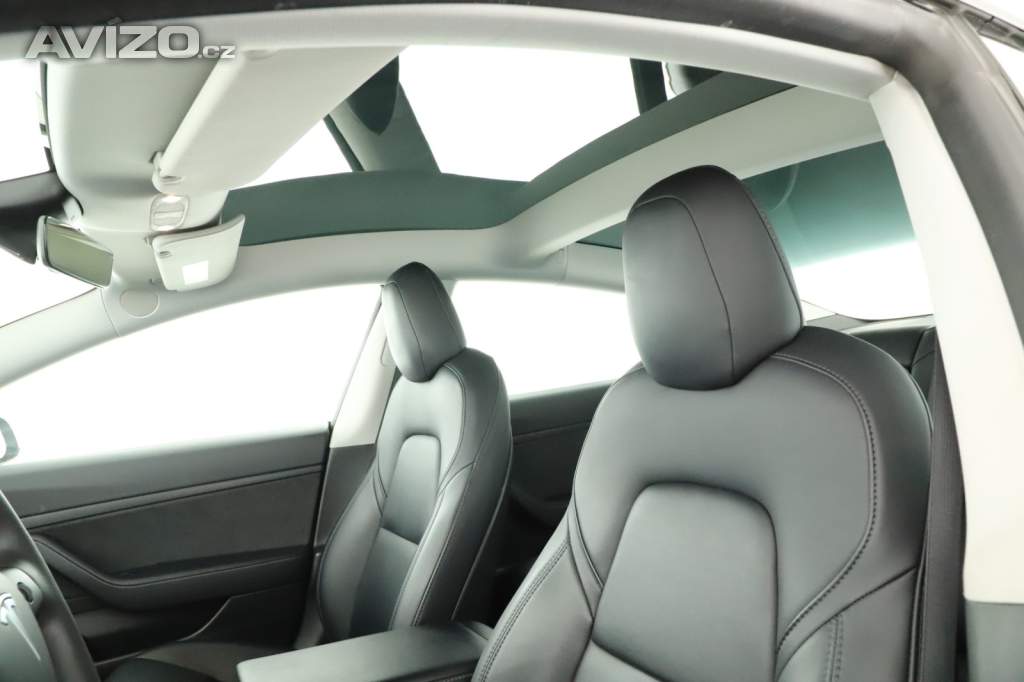 Foto inzerátu Tesla Model 3 Std Range Plus 55kWh