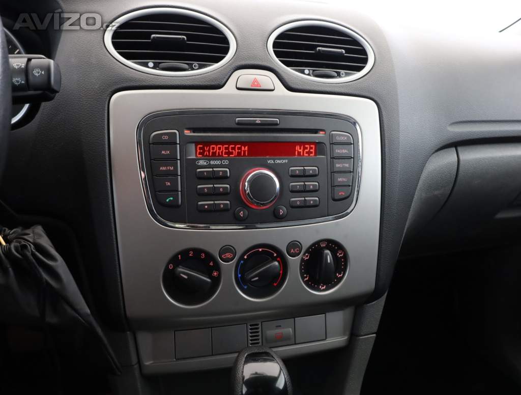 Foto inzerátu Ford Focus 1.6 16V