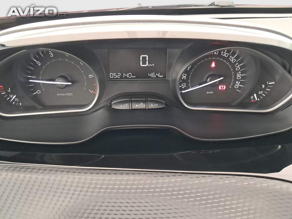 Foto inzerátu Peugeot 2008 1.2 PureTech