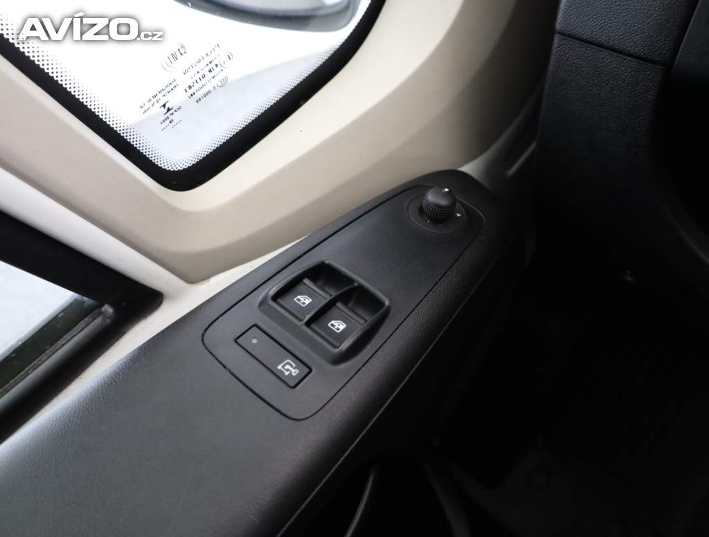 Foto inzerátu Citroen Jumper 2.2 BlueHDi