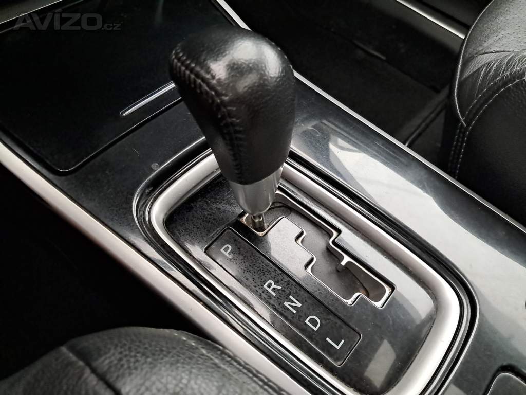 Foto inzerátu Mitsubishi Outlander 2.2 DI-D