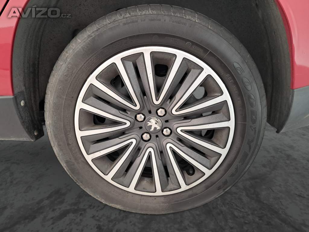Foto inzerátu Peugeot 2008 1.2 PureTech