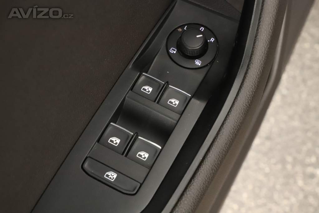 Foto inzerátu Skoda Superb 2.0 TDI