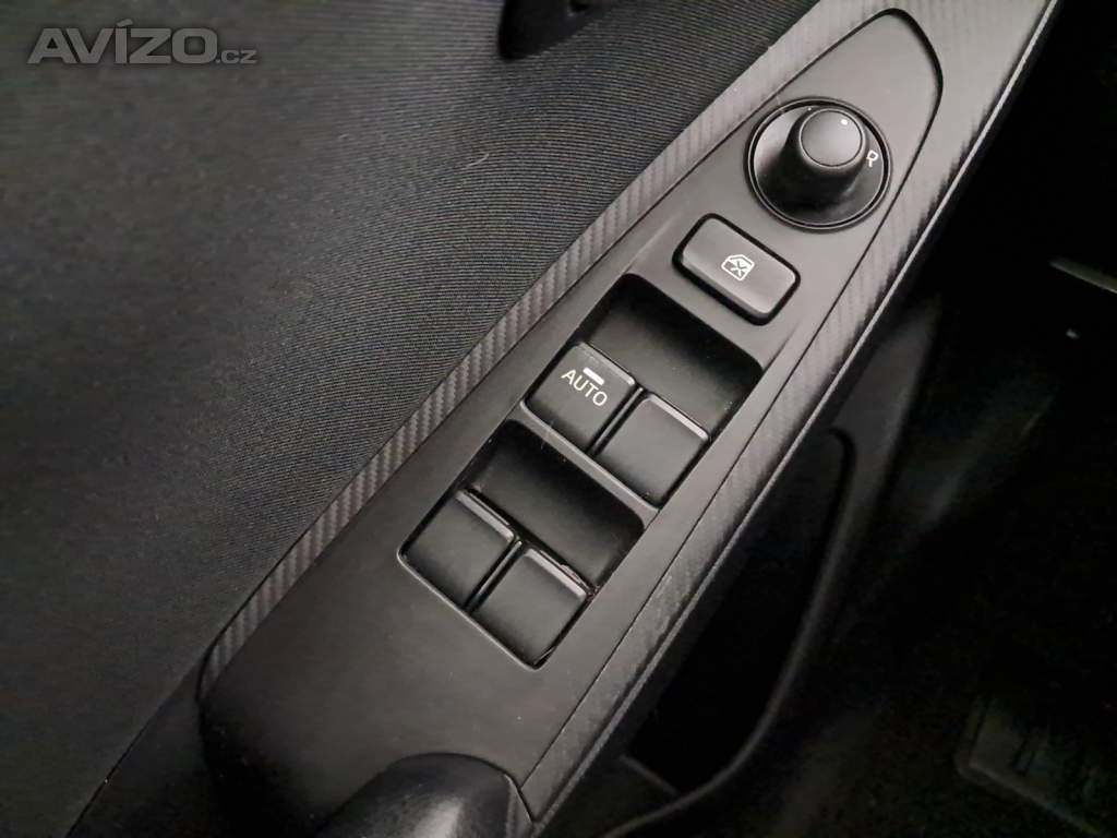 Foto inzerátu Mazda 2 1.5 16V