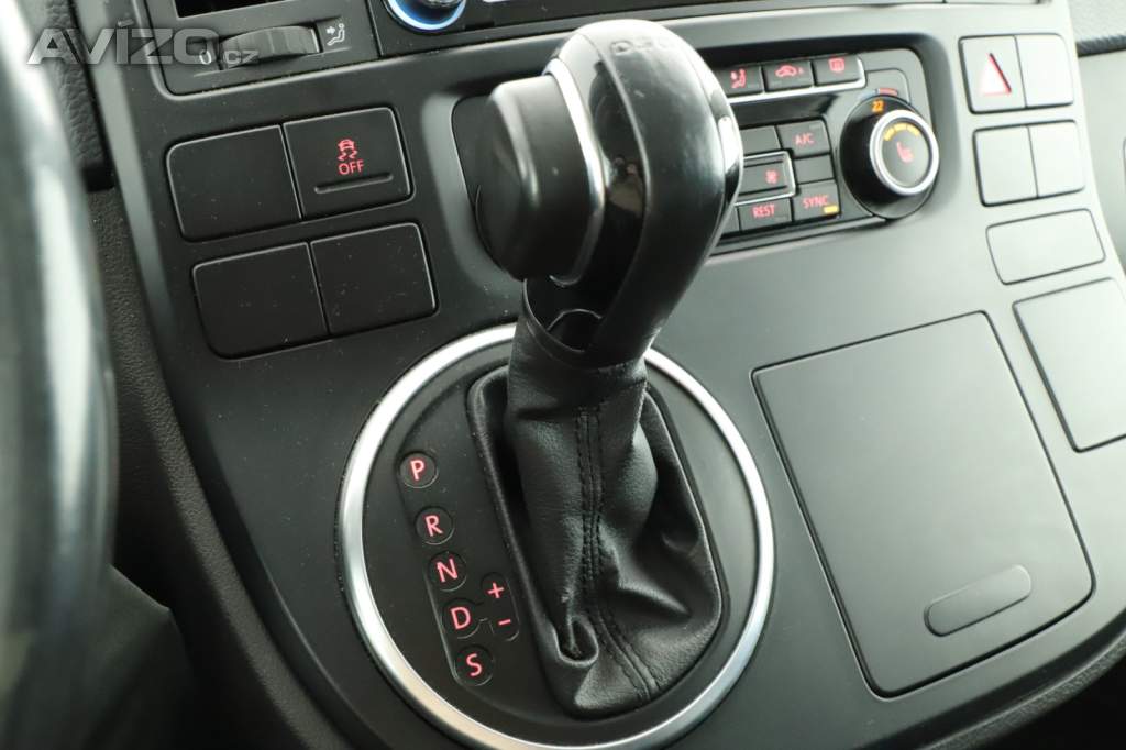 Foto inzerátu VW Multivan 2.0 TDI