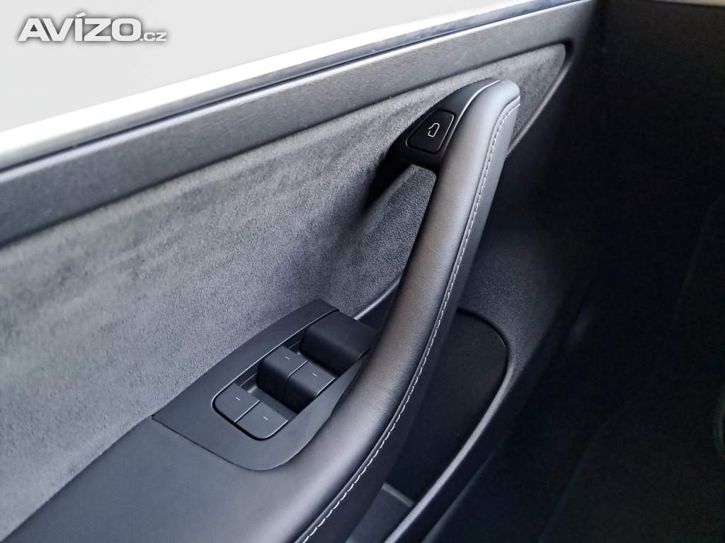 Foto inzerátu Tesla Model 3 Long Range 4WD 79kWh