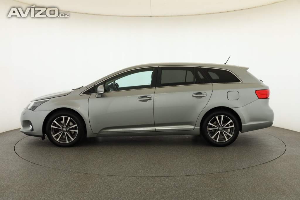 Foto inzerátu Toyota Avensis 2.2 D-4D
