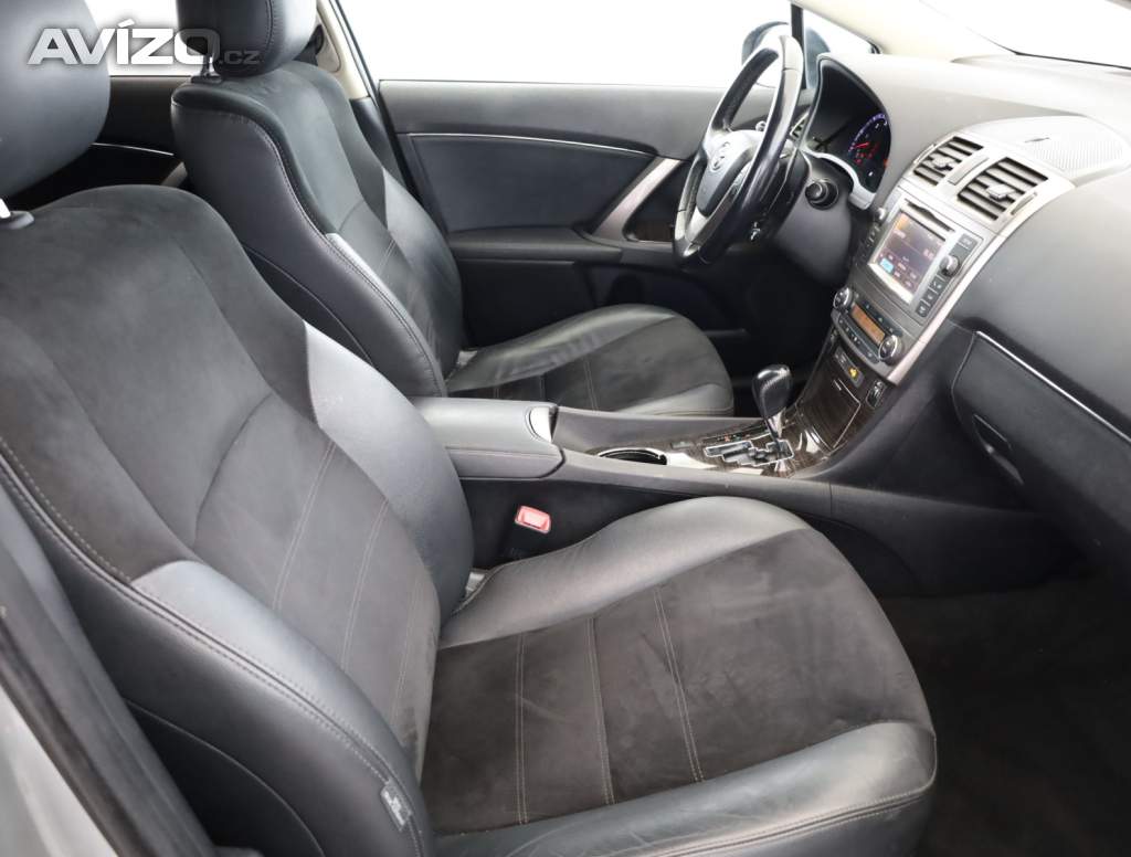 Foto inzerátu Toyota Avensis 2.2 D-4D