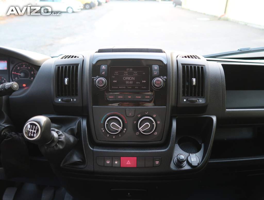 Foto inzerátu Peugeot Boxer 2.2 BlueHDi