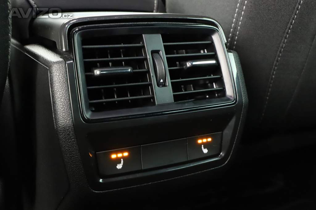 Foto inzerátu Skoda Karoq 2.0 TSI
