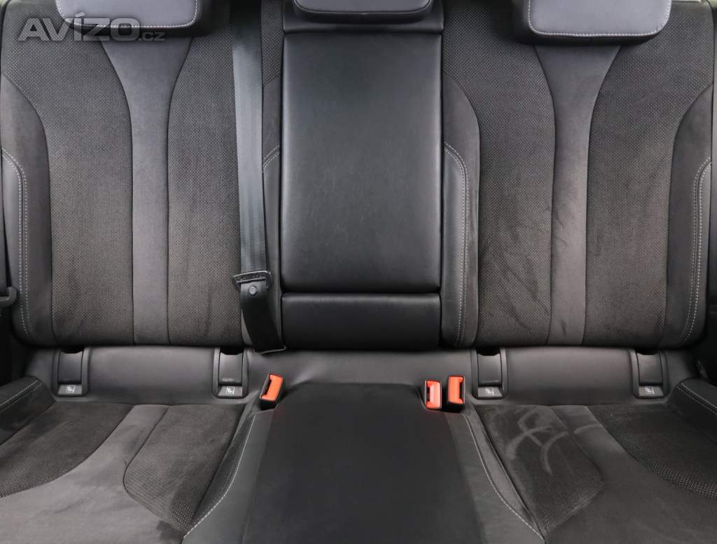 Foto inzerátu Skoda Enyaq iV 80 (82 kWh)