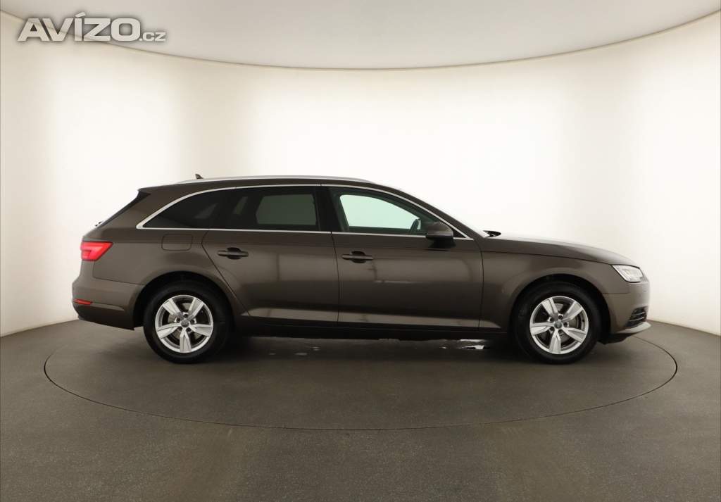 Foto inzerátu Audi A4 2.0 TDI