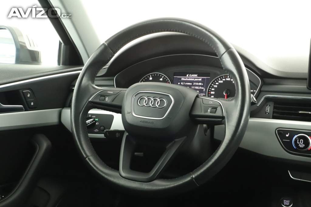 Foto inzerátu Audi A4 2.0 TDI