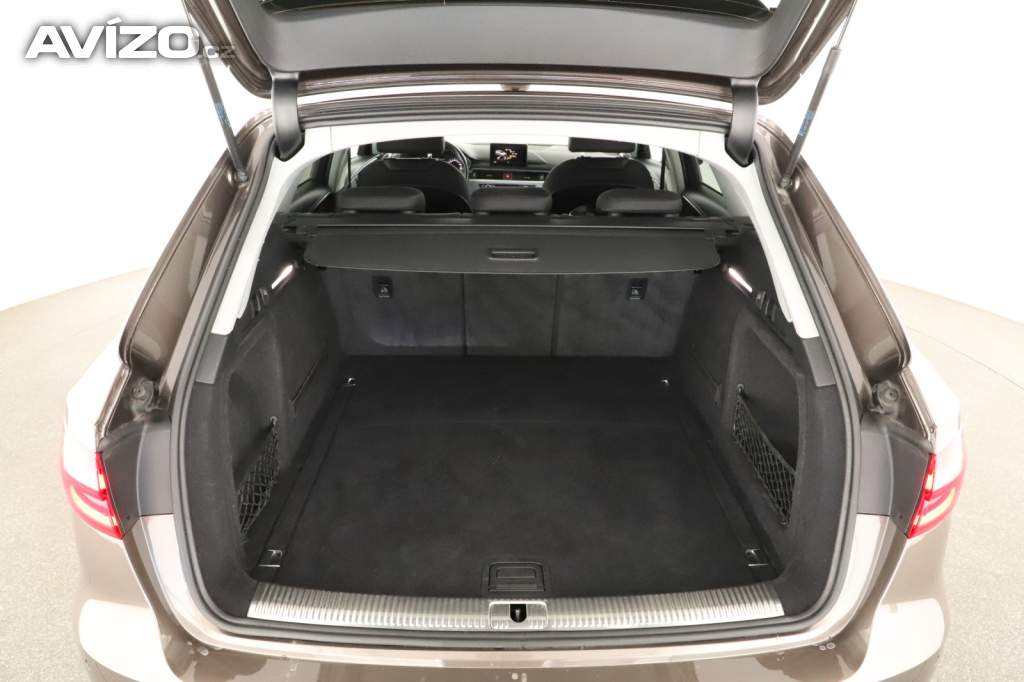 Foto inzerátu Audi A4 2.0 TDI