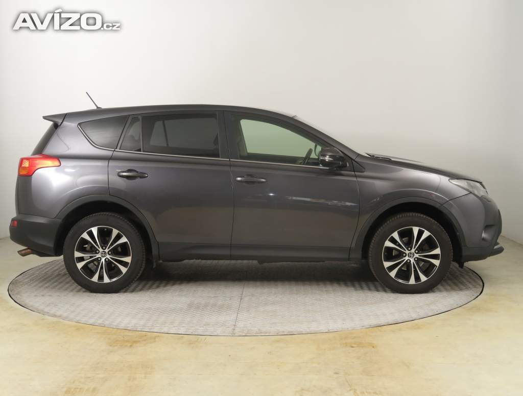 Foto inzerátu Toyota RAV 4 2.2 D-4D
