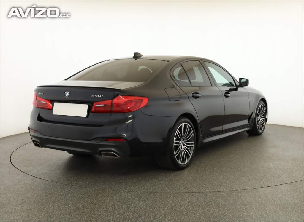 Foto inzerátu BMW 5 540i xDrive