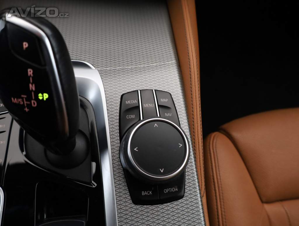 Foto inzerátu BMW 5 540i xDrive
