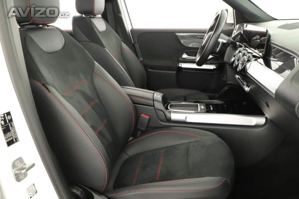 Foto inzerátu Mercedes GLB GLB 200 d 4MATIC