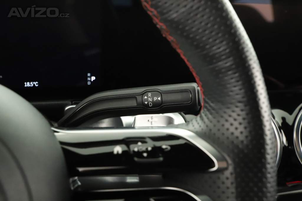 Foto inzerátu Mercedes GLB GLB 200 d 4MATIC