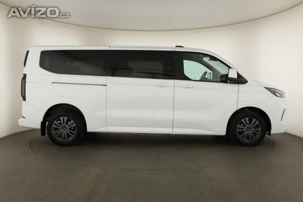 Foto inzerátu Ford Tourneo Custom 2.0 EcoBlue AWD