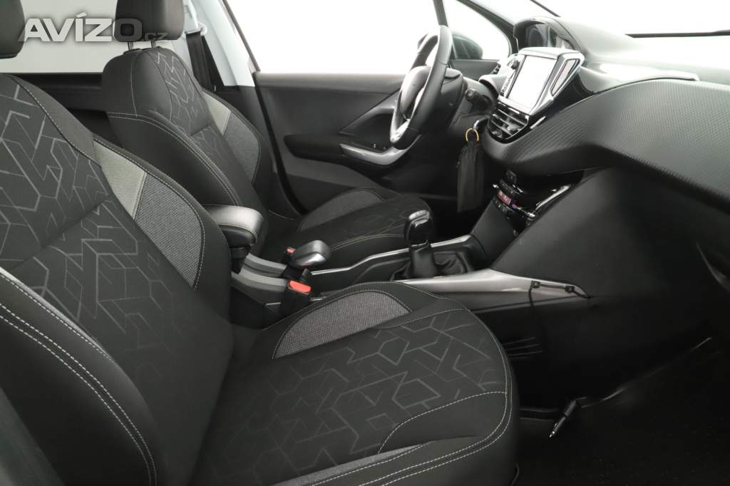 Foto inzerátu Peugeot 2008 1.2 PureTech
