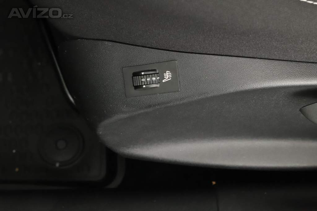 Foto inzerátu Peugeot 2008 1.2 PureTech