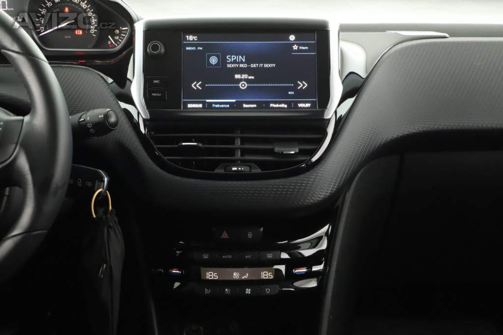 Foto inzerátu Peugeot 2008 1.2 PureTech