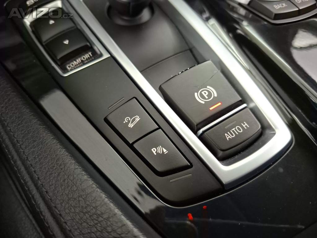Foto inzerátu BMW 5 525d xDrive