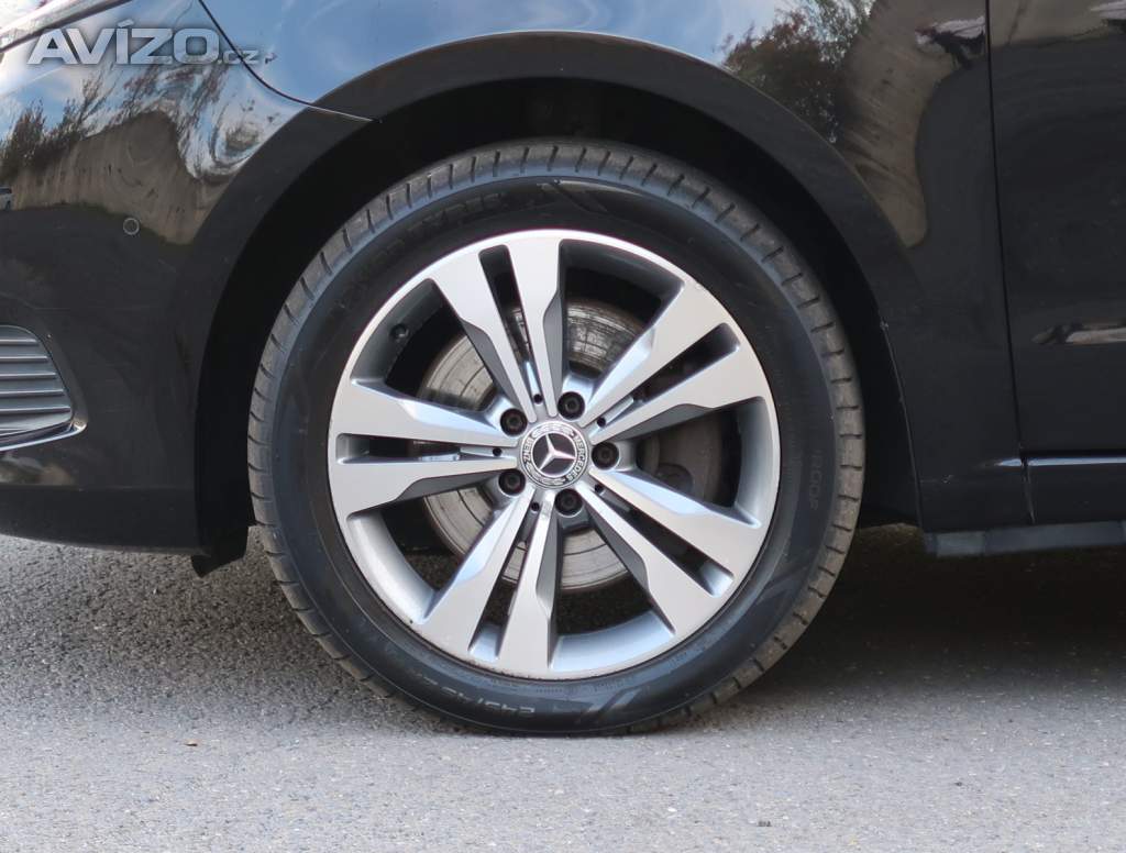 Foto inzerátu Mercedes V 250 d 4MATIC