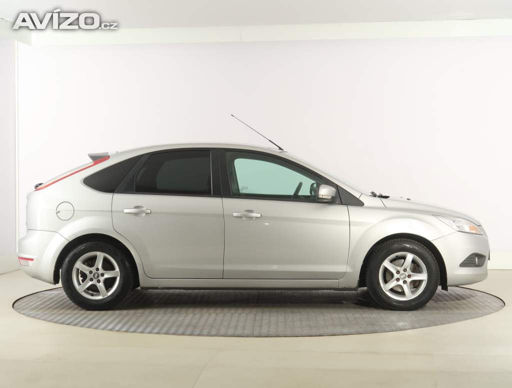 Foto inzerátu Ford Focus 1.6 16V