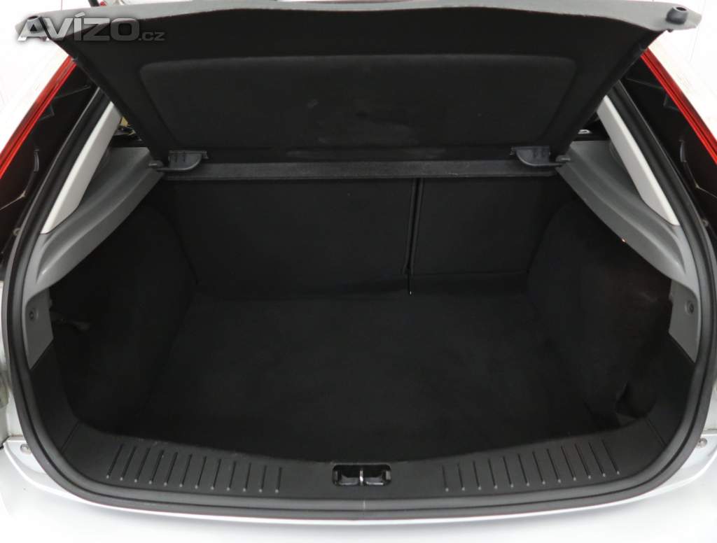 Foto inzerátu Ford Focus 1.6 16V