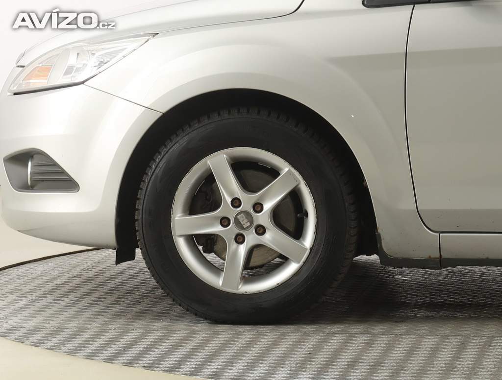 Foto inzerátu Ford Focus 1.6 16V