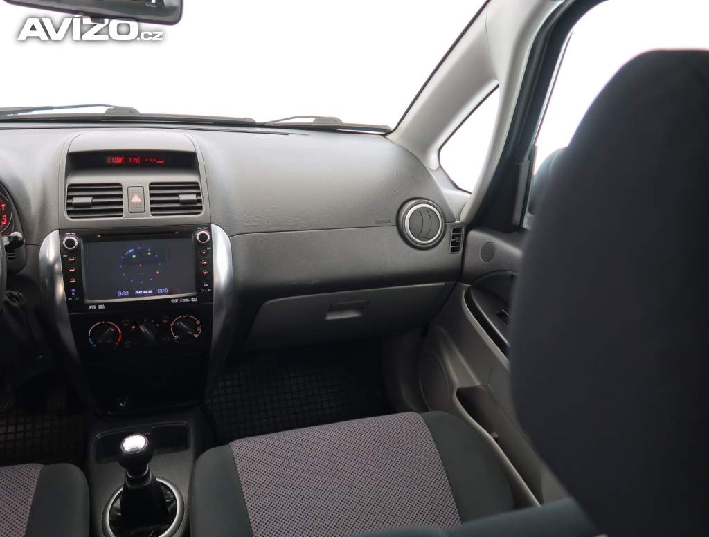 Foto inzerátu Suzuki SX4 1.6 VVT