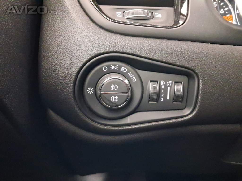 Foto inzerátu Jeep Renegade 1.3 T-GDI