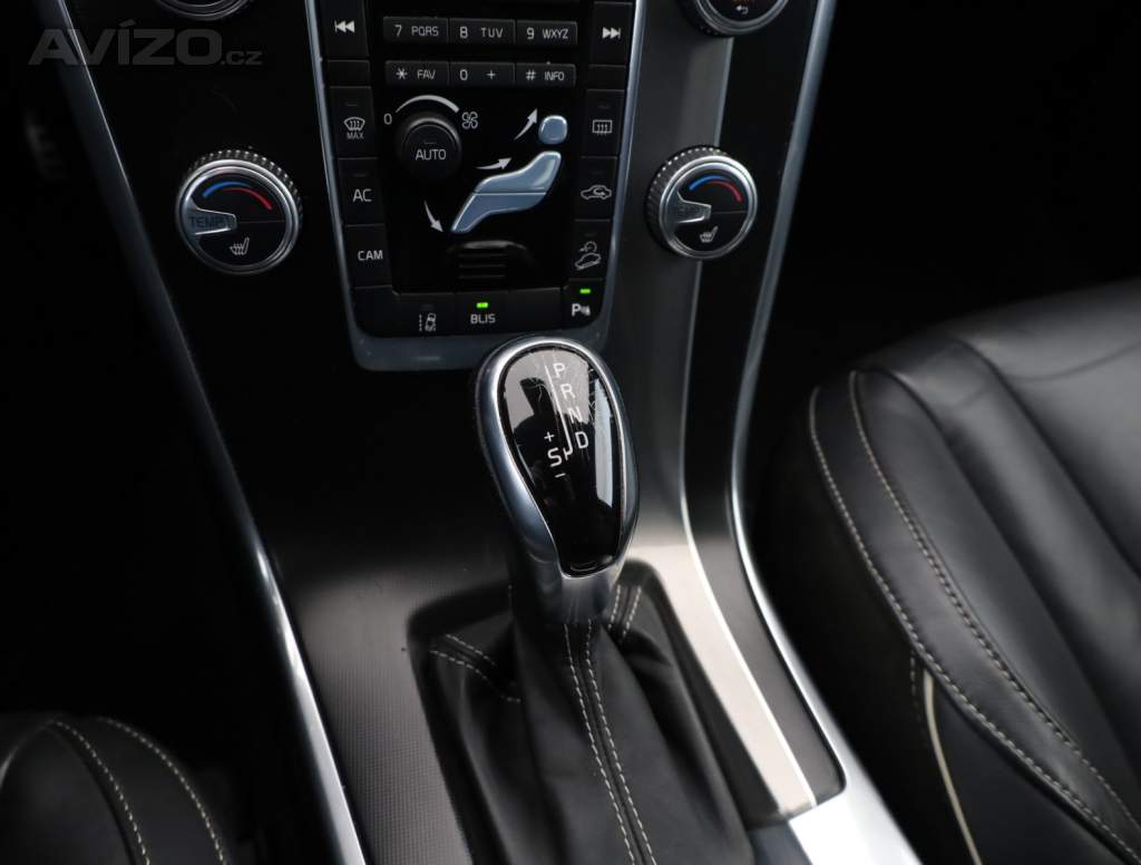 Foto inzerátu Volvo XC60 D5