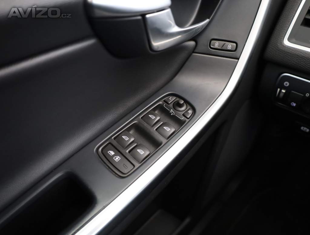 Foto inzerátu Volvo XC60 D5