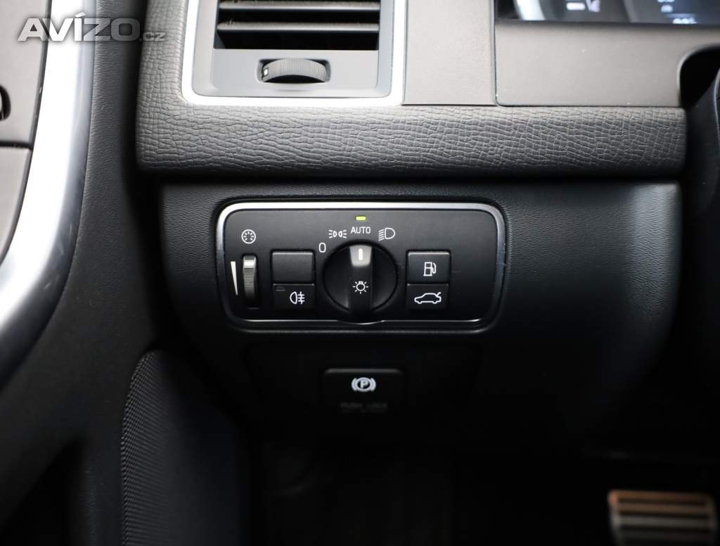 Foto inzerátu Volvo XC60 D5
