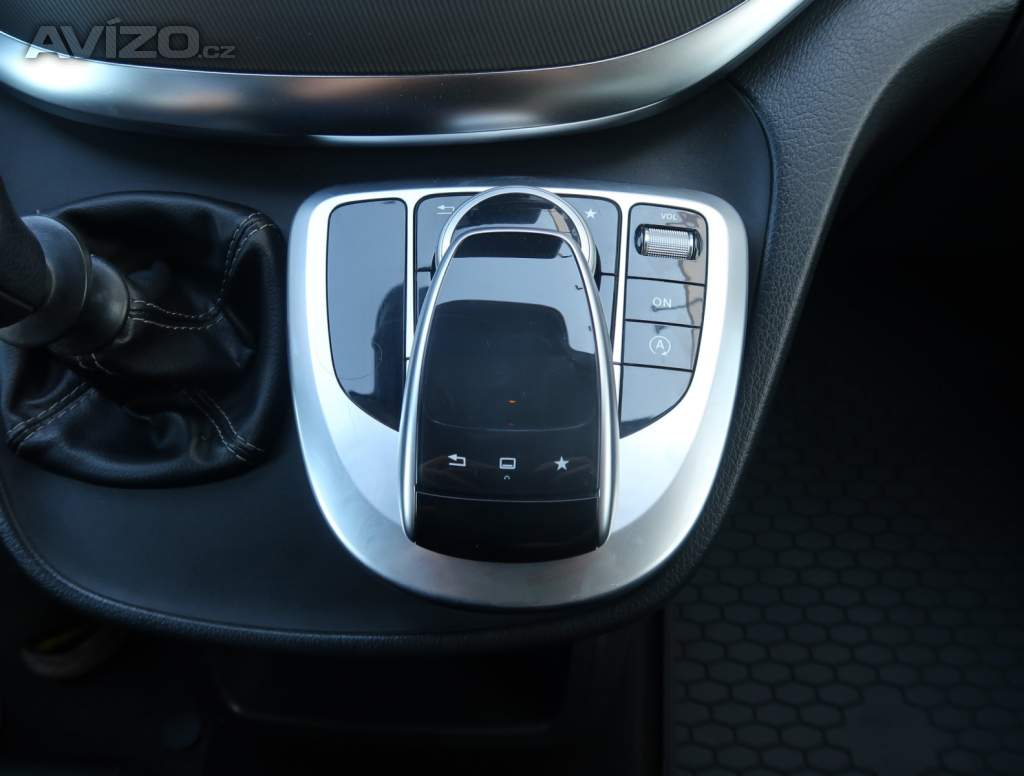 Foto inzerátu Mercedes V 220 CDI