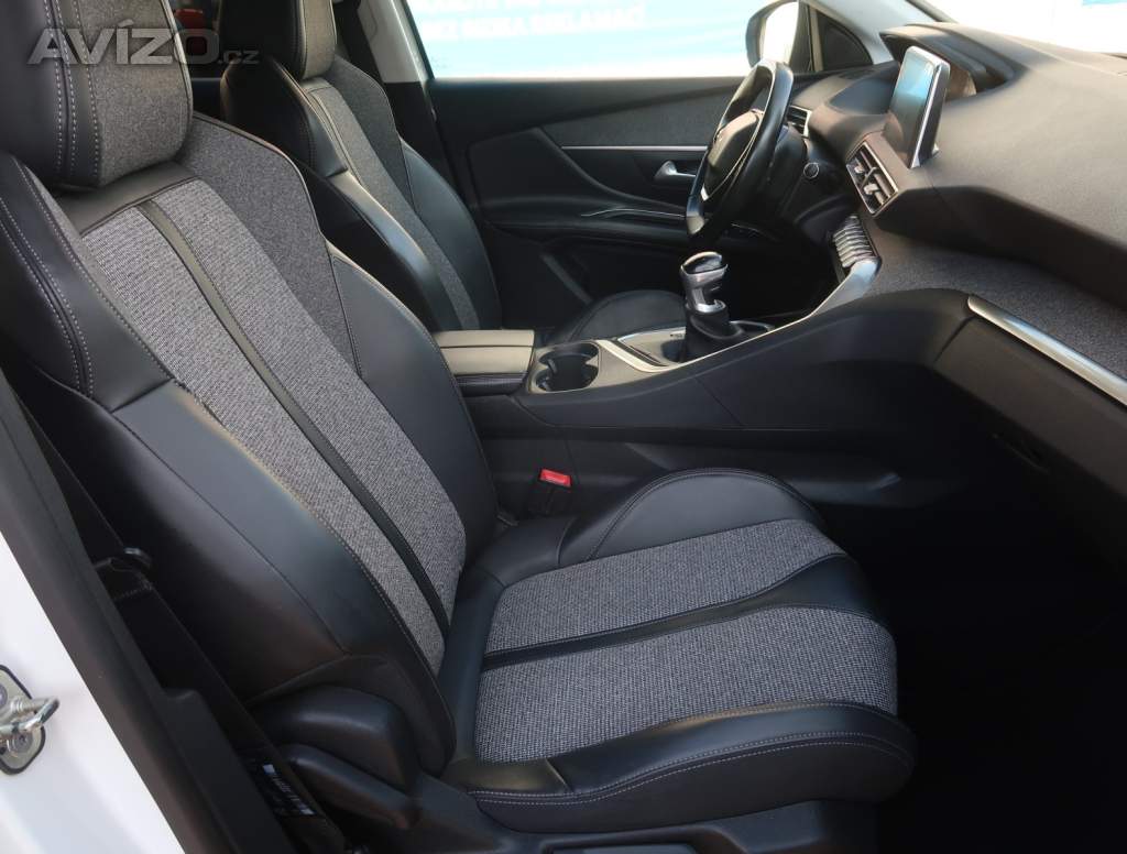 Foto inzerátu Peugeot 3008 1.2 PureTech