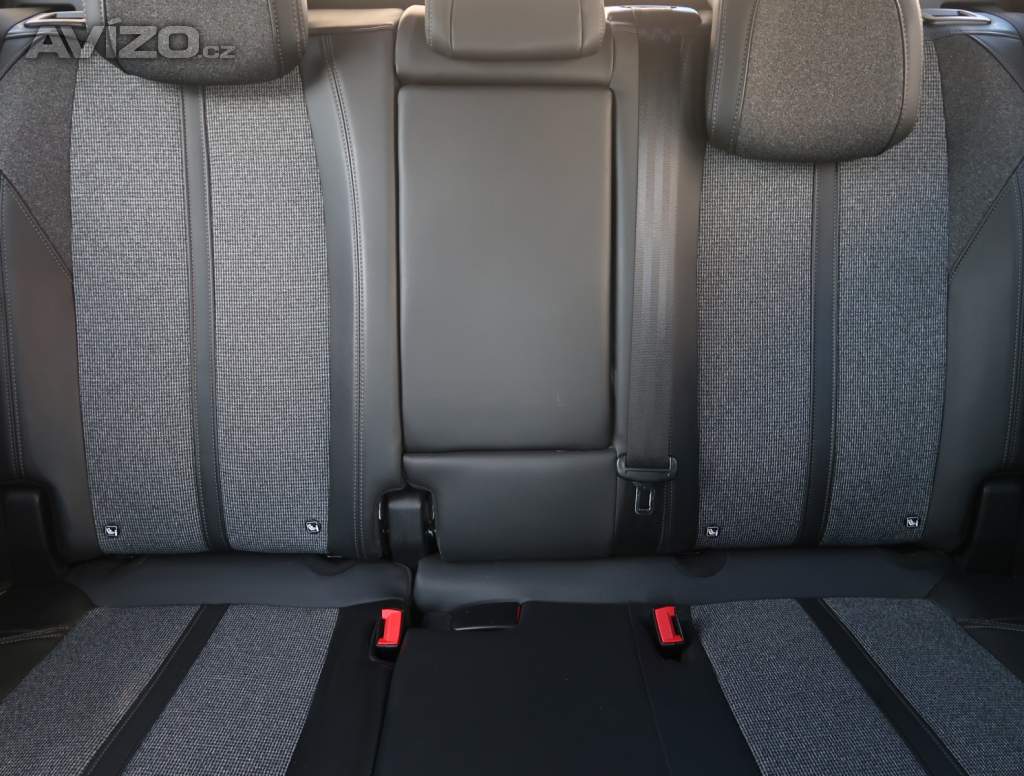 Foto inzerátu Peugeot 3008 1.2 PureTech